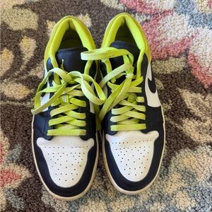 Nike Black and Neon Green Women's Sneakers